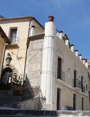 Indipendente Vacanze A Palazzo Lupis Grotteria